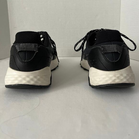 New Balance Trail Running Shoes W11 M9.5 W410LB8 Black Sneakers Comfort Outdoor - Picture 4 of 14